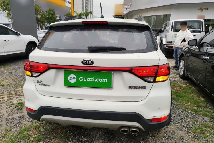 Used Kia KX Cross 2017 1.4L AT GLS
