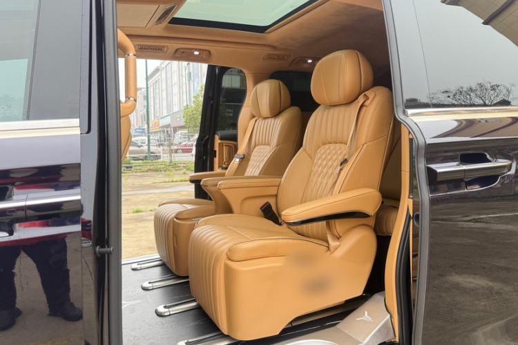 Used VOYAH Dream 2024 PHEV Ultra-Long Range Flagship Edition Interior 2