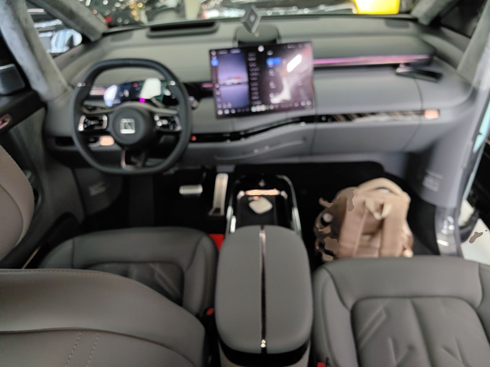 Zeekr MIX 2025 Long-Range Intelligent Driving Edition — снимка 12