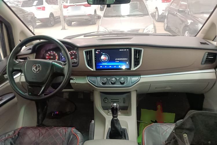 Used FORTHING Lingzhi 2019 Facelifted M5L 1.6L 7-Seater Base Model China VI Standard
