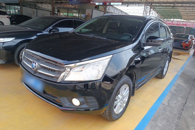 Used Venucia T70 2015 2.0L CVT Smart Choice Edition