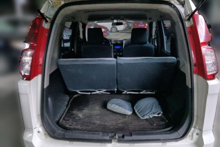 Used Suzuki Wagon R X5 2013 Cruise Edition 1.4L VVT Luxury Model China V Standard
