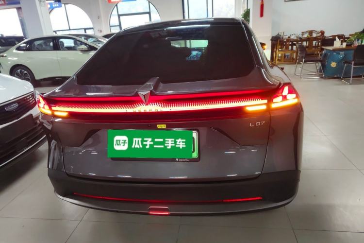 Used Deepal L07 2024 230Max Qiankun Intelligent Driving ADS SE Range-Extended Version