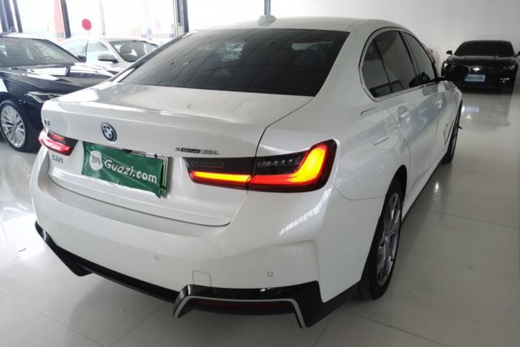 Used BMW i3 2025 eDrive 35 L Rear Right 45 Deg