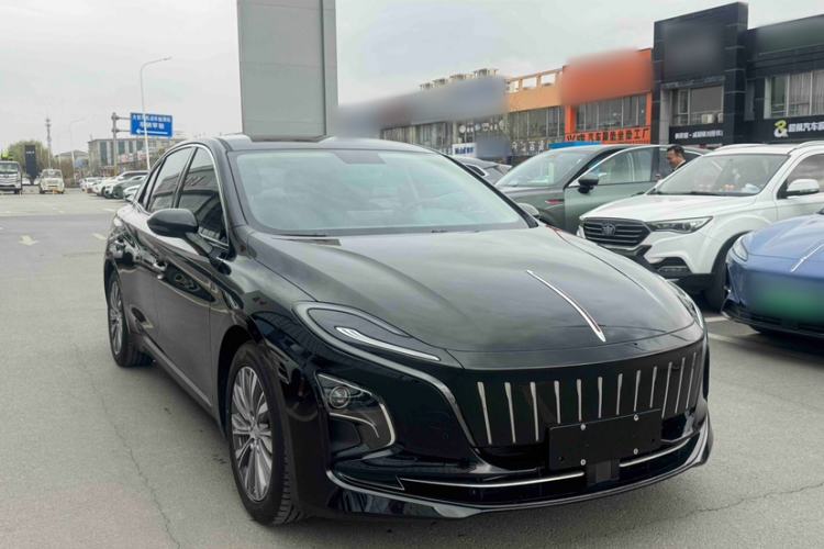 Used Hongqi E-QM5 2024 560km PLUS Exterior 2