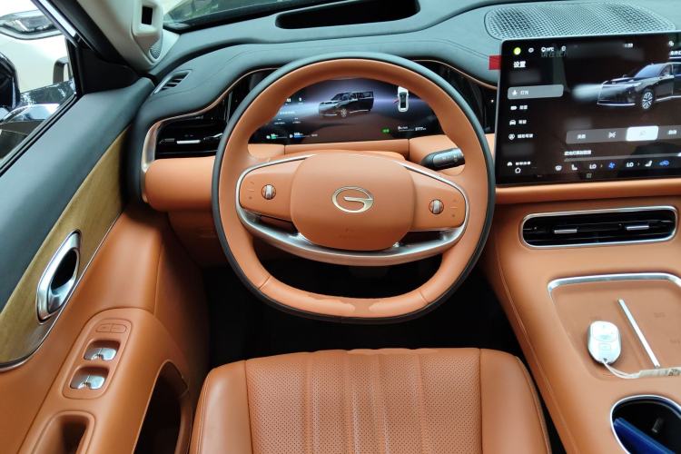 Used GAC Trumpchi S9 2025 Model Qiankun Ultra 6-Seater Steering Wheel