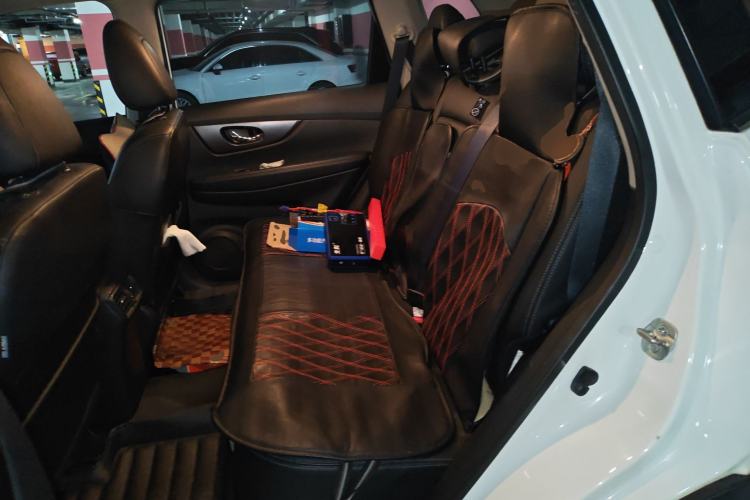 Used Nissan X-Trail 2014 2.0L CVT Comfort Edition 2WD
