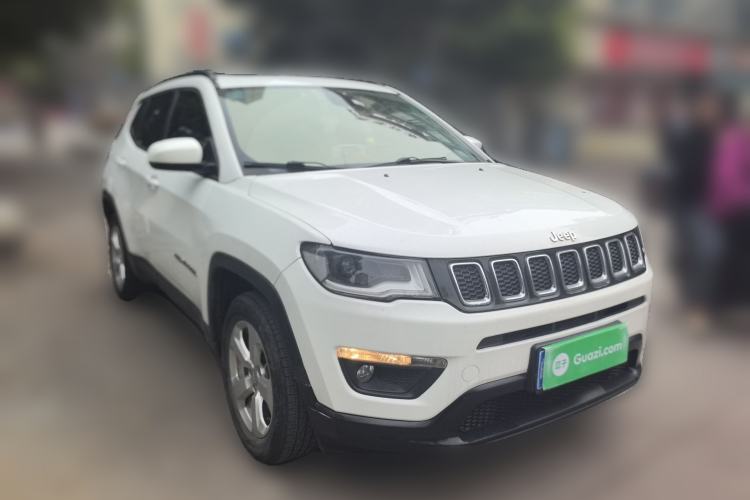 Used Jeep Compass 2017 200T Automatic Family Edition Front Right 45 Deg