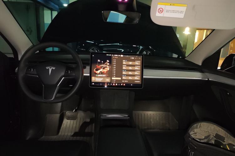 Used Tesla Model Y 2024 Rear-Wheel-Drive Version