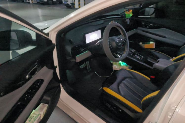 Used GAC Trumpchi EMPOW 2023 270T DCT J16 Version Driver Seat