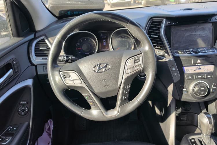 Used Hyundai Santa Fe 2013 2.0T Automatic All-Wheel Drive Prestige Version
