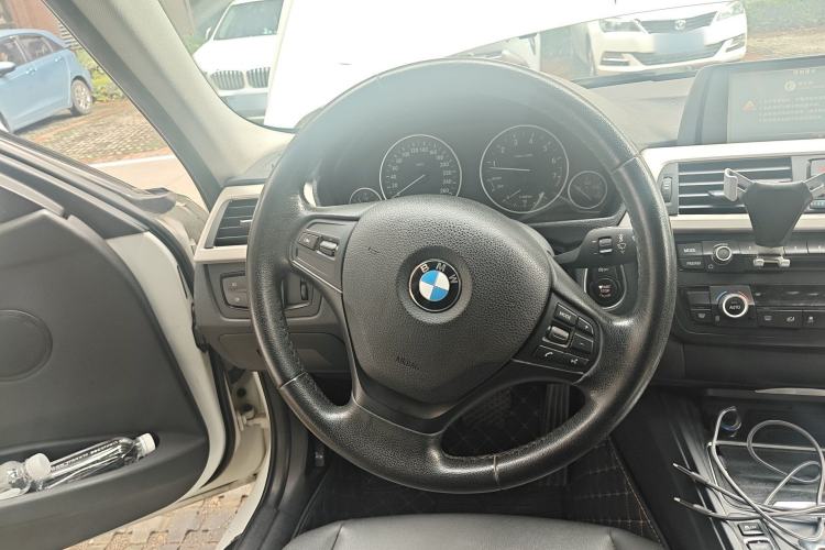 Used BMW 3 Series 2014 320Li Fashion Model