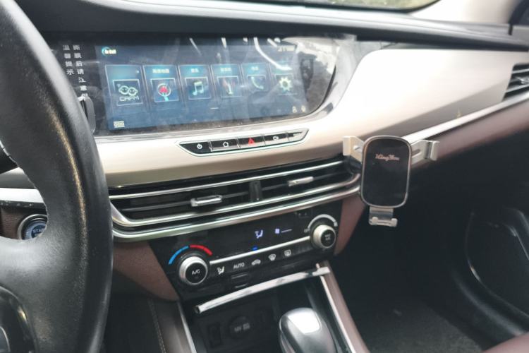 Used CHANGAN Eado 2018 High-Energy Edition 1.6L GDI Automatic Zhenfeng Model China V Standard
