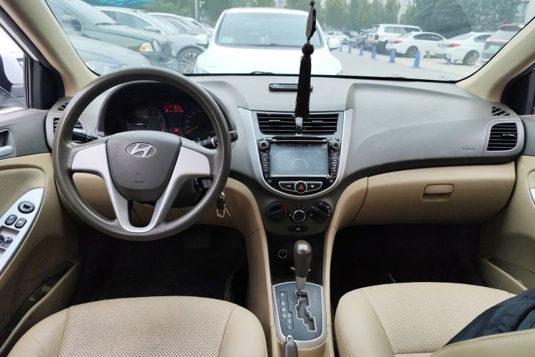 Used Hyundai Verna (older generation) 2013 Sedan 1.4L Automatic Standard GL Model
