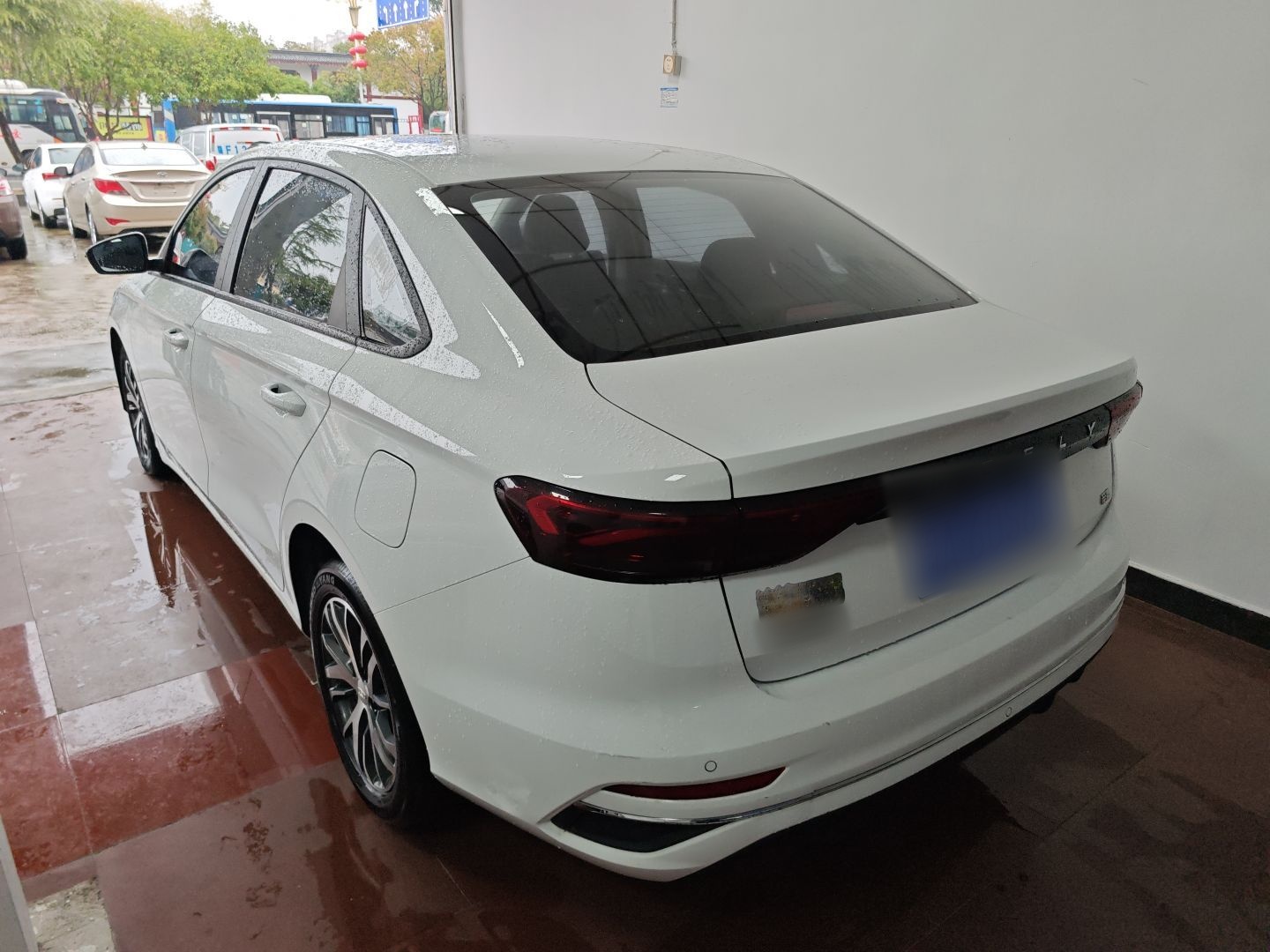 Geely Auto Emgrand 2023 4th Generation Champion Edition 1.5L CVT Luxury Model — снимка 8