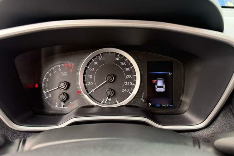 Used Toyota FRONTLANDER 2022 2.0L CVT Luxury Edition Interior 2