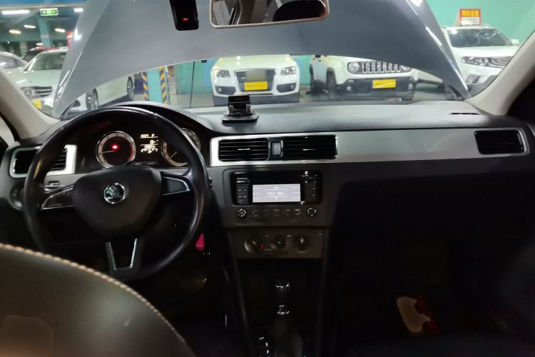 Used Skoda Rapid 2018 1.6L Automatic Comfort Edition