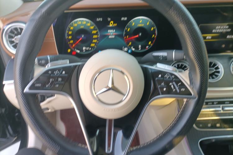 Used Mercedes-Benz E-Class 2022 E 260 L
