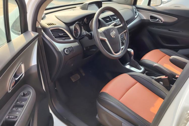 Used Buick Encore 2015 1.4T Automatic Two-Wheel Drive Urban Elite Version
