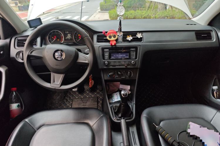 Used Skoda Rapid Spaceback 2016 Revised Version 1.4L Manual Front-Drive Edition