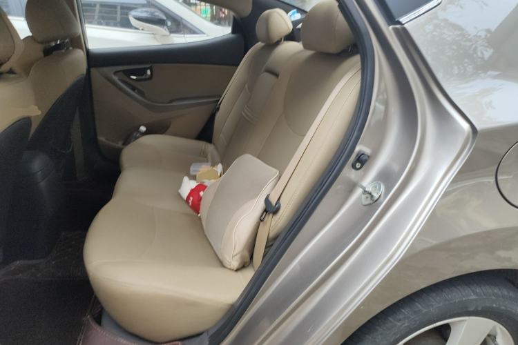 Used Hyundai Elantra (5th Generation / Langdong) 2012 1.6L Automatic Leading Model Left Rear Seat