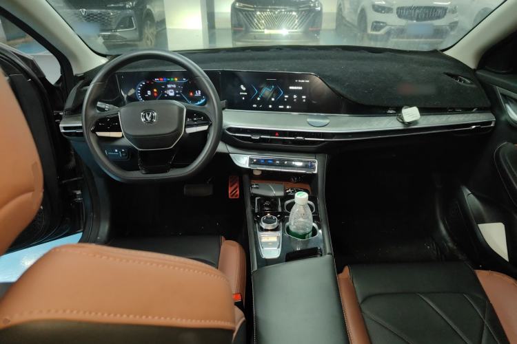 Used CHANGAN Eado 2023 Changan Edition PLUS Blue Whale NE 1.4T GDI DCT Prestige Version