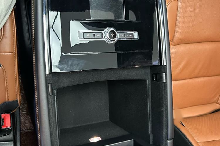 Used Lincoln Navigator 2019 3.5T Prestige Version China VI Standard