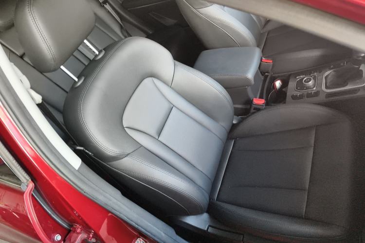 Used Haval H6 Coupe 2016 Blue Label 1.5T Automatic Two-Wheel Drive Urban Model Right Front Seat