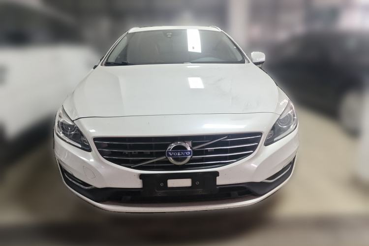 Used Volvo V60 2017 T5 Zhiyi Edition China V Standard Front