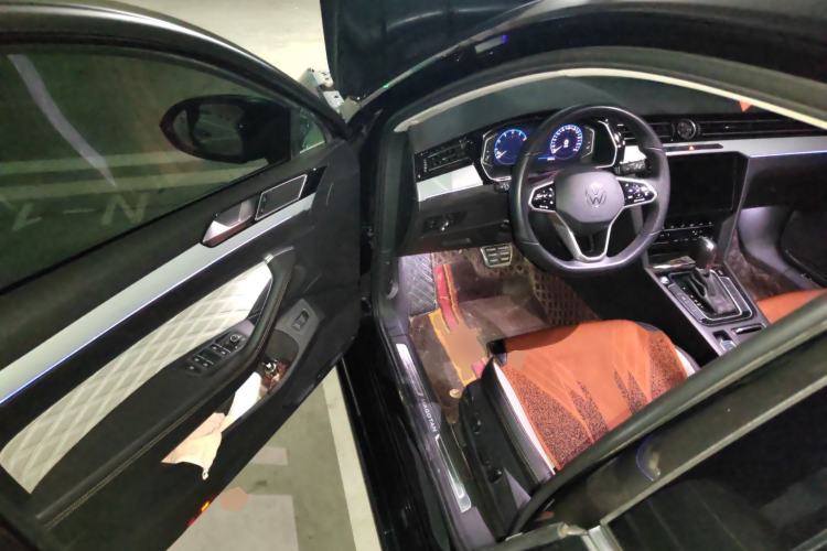 Used Volkswagen Magotan 2023 2 Million Units Commemorative Edition 330TSI DSG Luxury Version Driver Seat