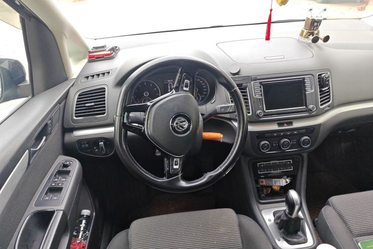 Used Volkswagen Sharan 2016 380TSI Comfort Edition 7-Seater
