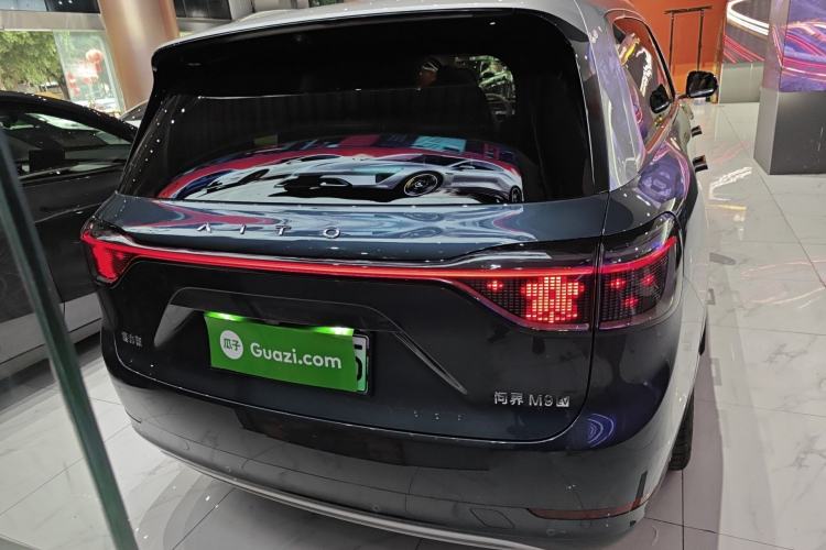 Used Hima AITO M9 2024 All-Electric Ultra Version 100 kWh 6-Seater Model Rear