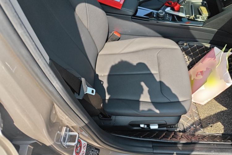 Used BMW 3 Series 2017 320Li Fashion Model
