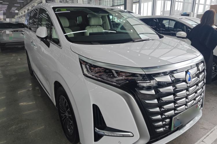 Used Denza D9 2024 DM-i 980 Four-Wheel Drive Prestige Model