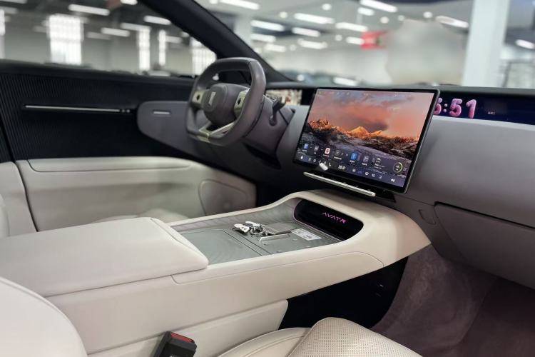 Used Avatr 12 2024 700 Three-Laser Rear-Wheel Drive Luxury Edition Interior 5