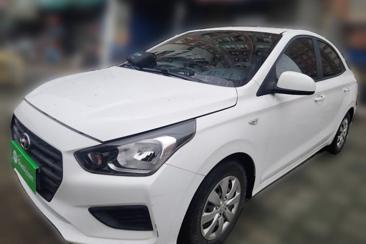Used Hyundai Verna (older generation) 2017 1.4L Manual Refreshed Version China VI Standard