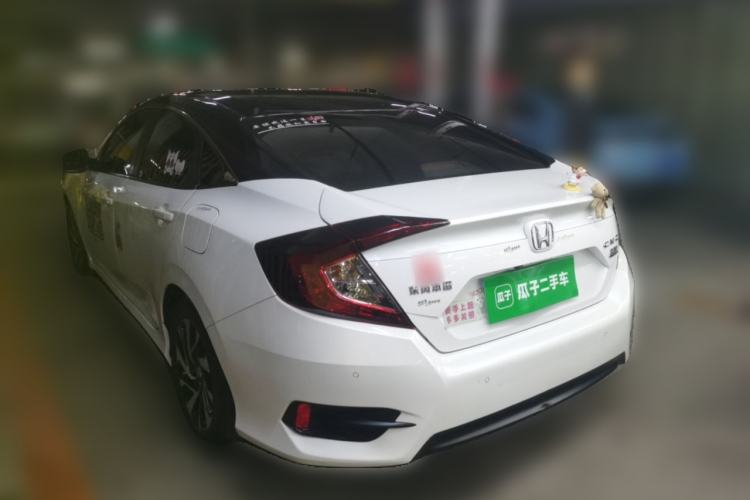 Used Honda Civic 2016 220TURBO CVT Luxury Edition Rear Left 45 Deg