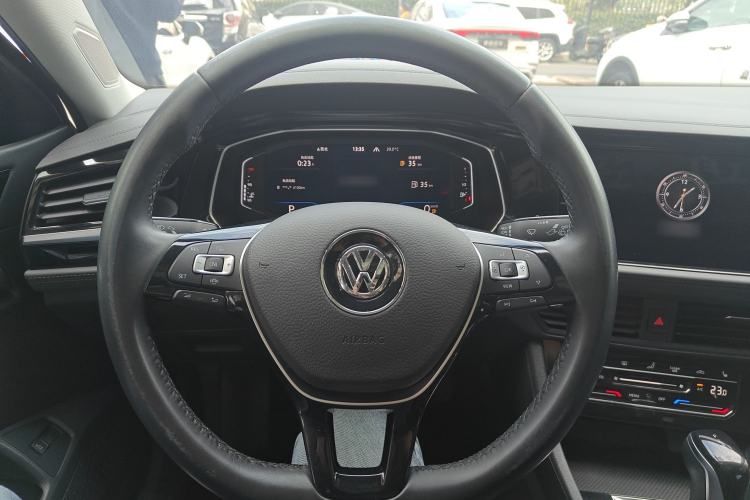 Used Volkswagen Sagitar 2021 280TSI DSG Luxury Smart Connectivity Edition
