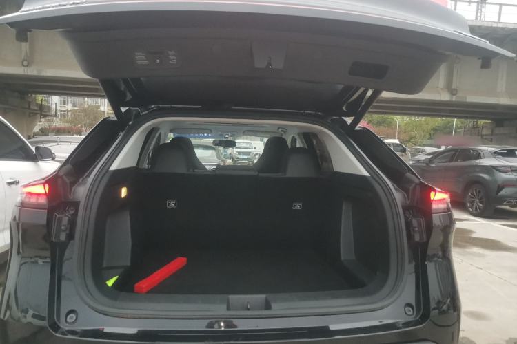 Used Dongfeng Aeolus Mage 2024 Honor Edition 1.5T Luxury Model
