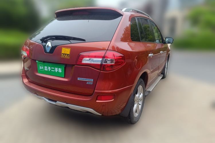 Used Renault Koleos 2012 2.5L 4x4 Comfort Edition with Navigation
