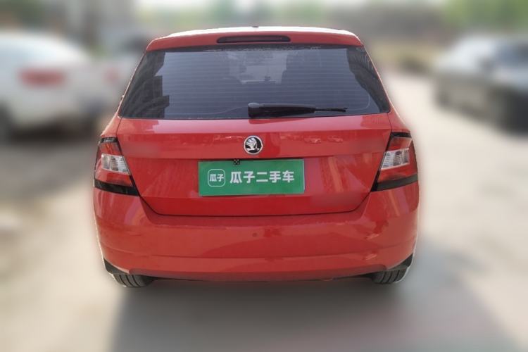 Used Skoda Fabia 2016 1.4L Automatic Car Enjoy Edition
