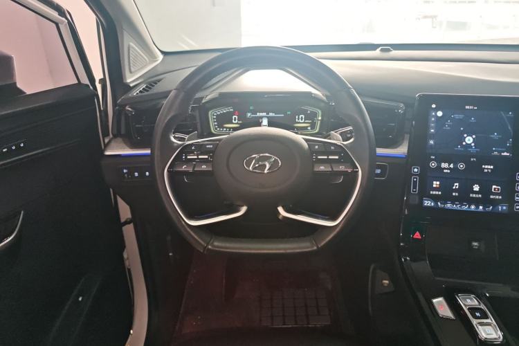 Used Hyundai Custo 2021 380TGDi Smart Luxury Premium LUX Steering Wheel