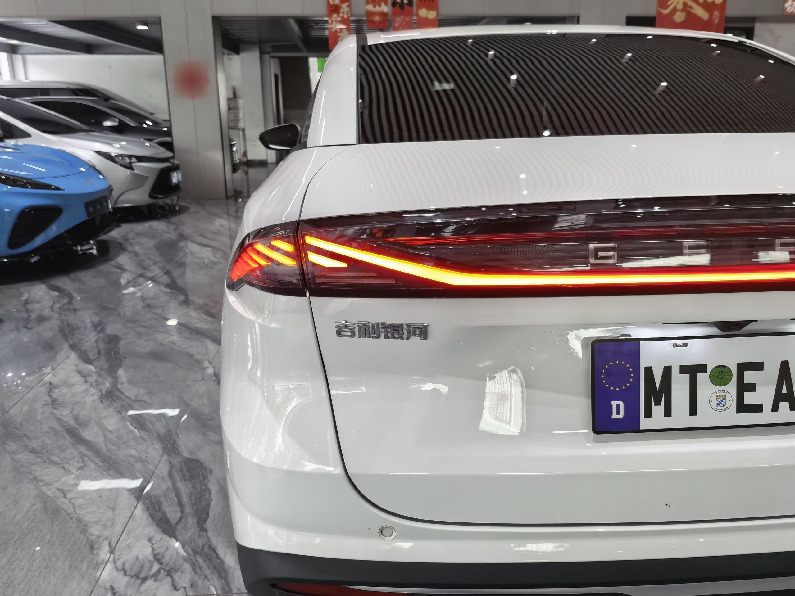 Geely Galaxy L6 2025 EM-i 60km Launch Edition — снимка 17