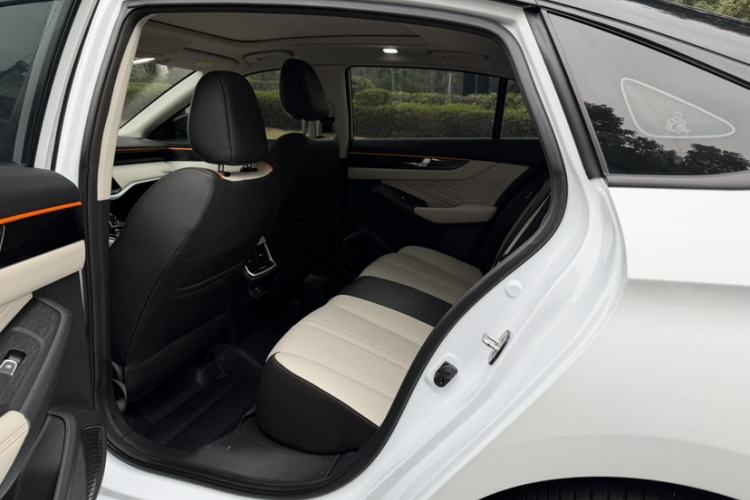 Used Dongfeng Aeolus Yixuan MAX 2023 1.5T Super Cool Dad Edition