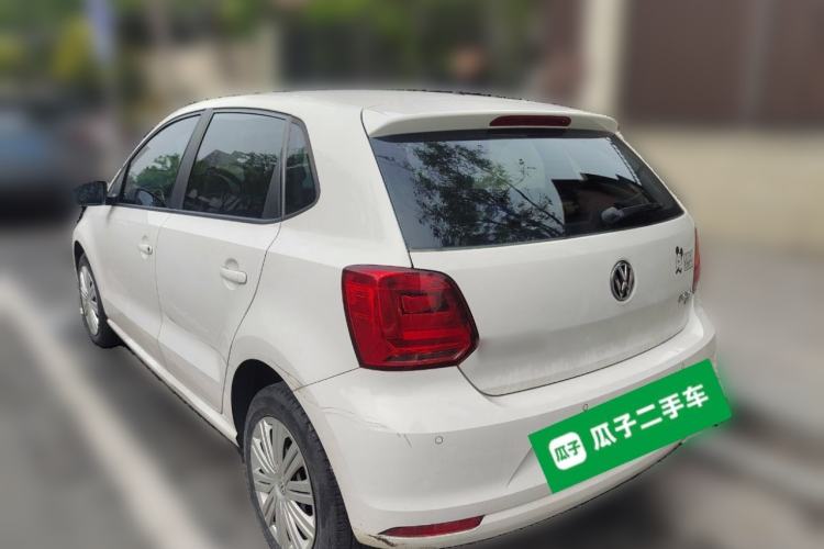 Used Volkswagen Polo 2016 1.6L Automatic Comfort Model
