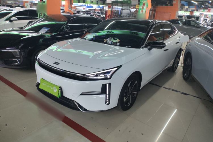 Used Geely Galaxy L6 2024 125km PLUS Dragon Edition