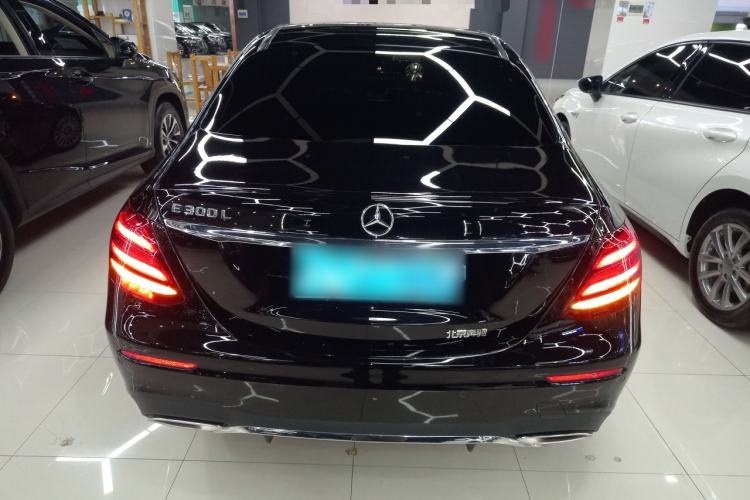 Used Mercedes-Benz E-Class 2019 Restyled E 300 L Sporty and Stylish Edition
