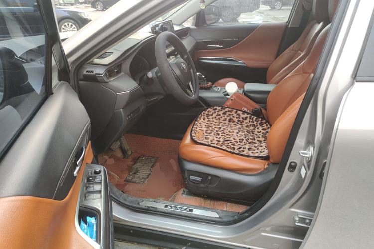 Used Toyota Venza 2022 2.0L CVT Two-Wheel Drive Luxury Edition
