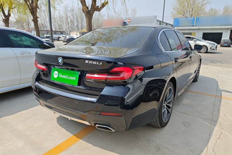 Used BMW 5 Series 2022 Second Facelift 525Li M Sport Package
