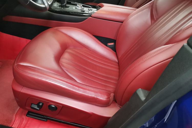 Used Maserati Levante 2016 3.0T Standard Edition Left Front Seat